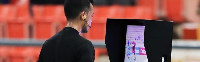 世界杯客户端升级-小组赛争议判罚过多 亚冠联赛八强后启用VAR技术