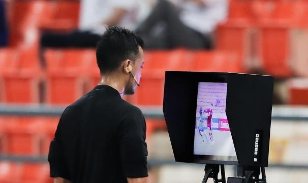 世界杯客户端升级-小组赛争议判罚过多 亚冠联赛八强后启用VAR技术