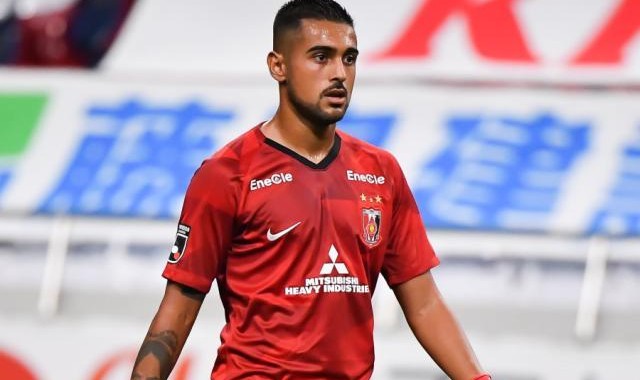 浦和高层证实莱昂纳多谈妥转会泰山：体检后再官宣