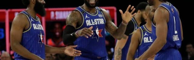 世界杯客户端升级-美媒全明星阵容预测 西部先发后场存最大争议